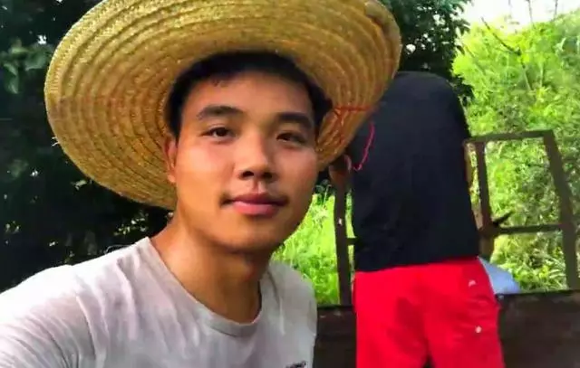 姐姐病重住院我給她三萬,回家後接到姐夫電話,我不想和老婆過了