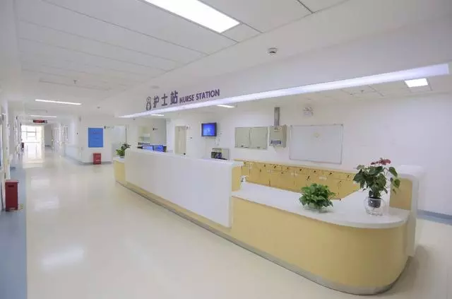 姐姐病重住院我給她三萬,回家後接到姐夫電話,我不想和老婆過了