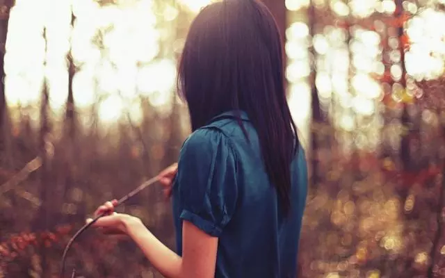 婆婆嫌棄我只會做事,不會打扮,離婚後哭著求我復婚