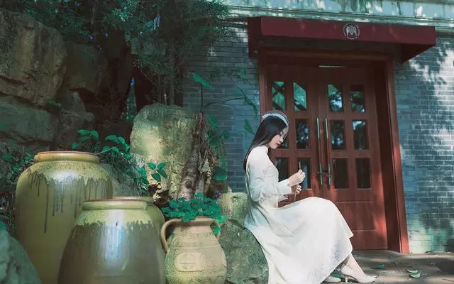 我剛把新房裝修好岳母就帶小舅子長住,4年後她要離開我真心挽留