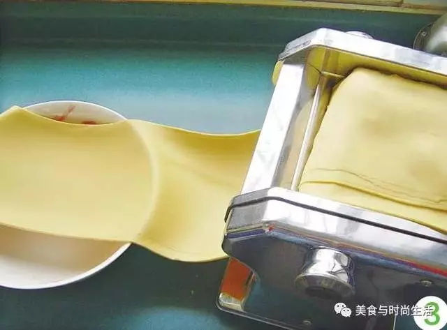 椰蓉南瓜饅頭,南瓜的清甜加上椰蓉的淡淡清香,這樣做出來的饅頭全家都愛吃