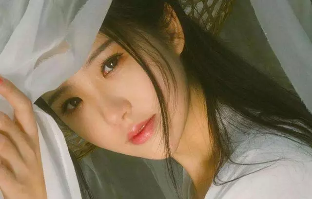 大姑姐每次來家,婆婆都把俺支開,手機沒帶折返,俺想趕走她們