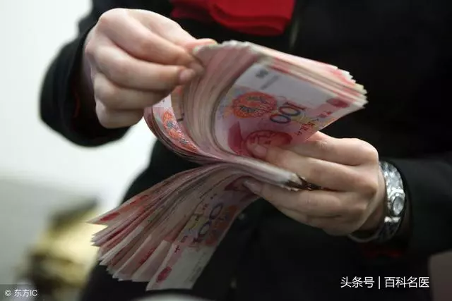 挖鼻孔,擠痘痘,掏耳朵,口水點錢?你知道這些小動作的危害嗎?