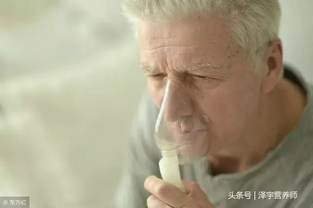 不論男女,若45歲之後這6個動作難不倒你,你有長壽的「體質」