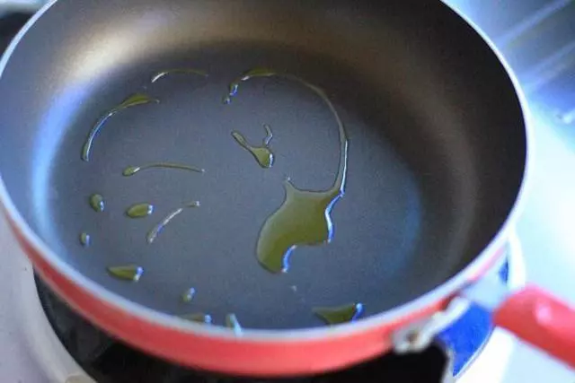 科學家:植物油做飯可致癌