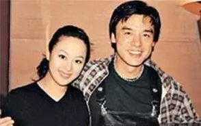 她敗光鐘鎮濤1.5億家產!婚內紅杏出牆,同時交往5個外國男人…如今竟變成這幅模樣!!