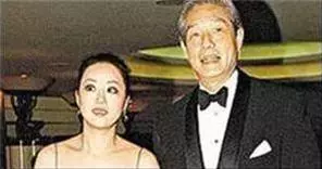她敗光鐘鎮濤1.5億家產!婚內紅杏出牆,同時交往5個外國男人…如今竟變成這幅模樣!!