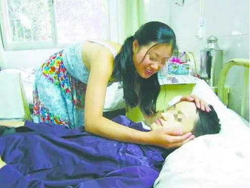 大姐一生未嫁養弟弟,突然身患重病,弟弟合夥媳婦把大姐趕出門外