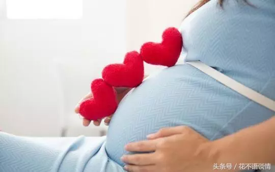 女子懷孕後在婆家養胎,丈夫回家看望,進門嘗了一口面,掀了桌子