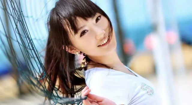 我對婆婆比對自己還好,無意聽到她和鄰居對話,我做一事讓她難堪
