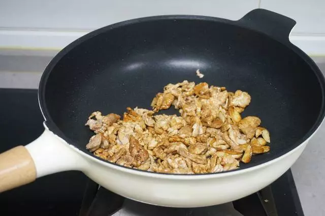 晚餐吃飽吃好還不長肉,你試試這熗鍋米粉,胃暖身暖再也不怕冷!