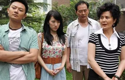 女兒生病,去娘家和婆家借錢,一年後還錢,兩人差別讓我大受教訓