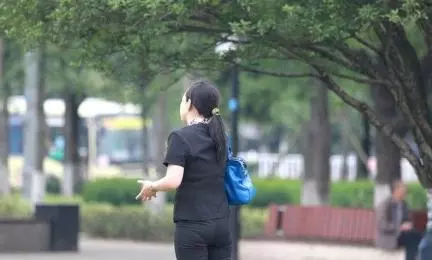 「兒媳,閣樓做婚房挺好的」「婆婆,那你住地下室去吧」