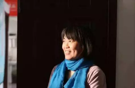 "婆婆,孩子住院你不出錢,賣房""兒媳,房本上是我名字"