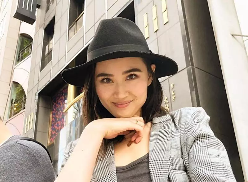 李安琪親吻兒子直夸Max長得帥,奧莉變媽媽的小攝影師聰明可愛