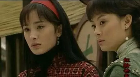 楊冪孫儷14年前合照回憶滿滿,女神們的青蔥歲月讓人留戀