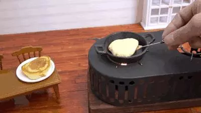 小哥哥還原宮崎駿動畫里的袖珍美食,270 萬粉絲看得直流口水!