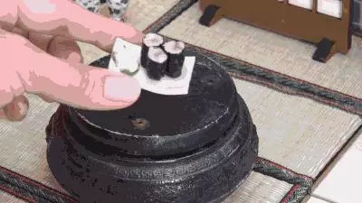 小哥哥還原宮崎駿動畫里的袖珍美食,270 萬粉絲看得直流口水!