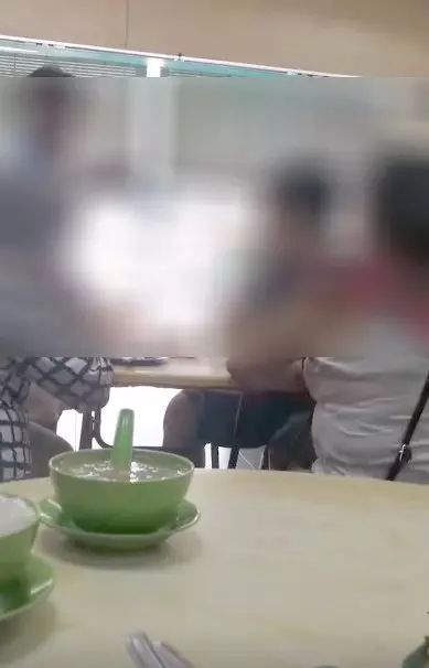 婦女拒買還丟棄 體障男賣殺蟲藥 遭無禮對待