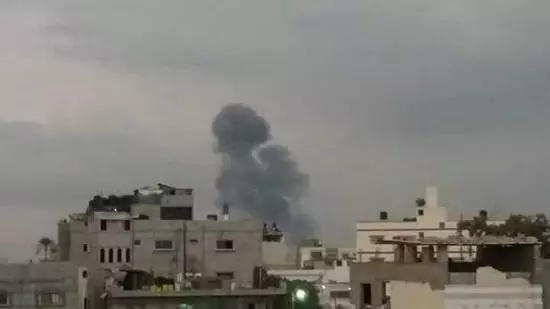 深夜響起防空警報!為躲避飛彈襲擊,20萬市民躲進防空洞