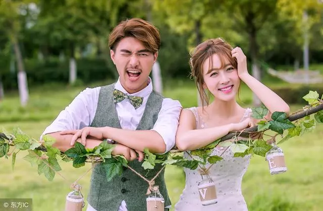 婆婆,我和你兒子離婚,這婚房我不要了,但錢你想不還是不可能的