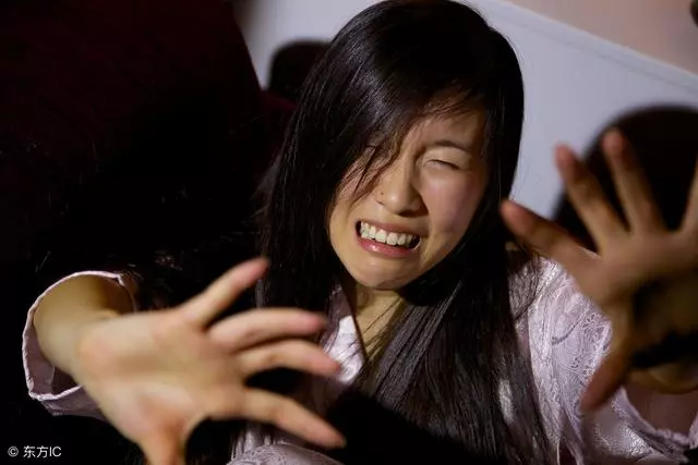被逼成精神病的女人:連生幾個女兒,她成了兩兄弟眼裡的生娃機器