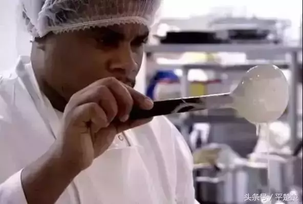 廚師殺過人,服務員是投毒犯,這家餐廳卻驚艷了BBC……
