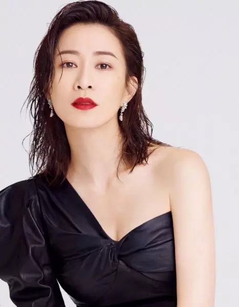 【前任的婚禮都去了!】佘詩曼自爆前任男友超過10個!圈內圈外都交往過!網友:只算出這2位!