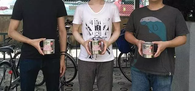 號稱能保存10年的日清杯麵現在變成什麼模樣?