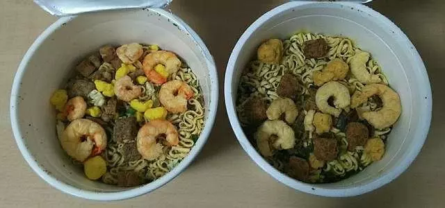 號稱能保存10年的日清杯麵現在變成什麼模樣?