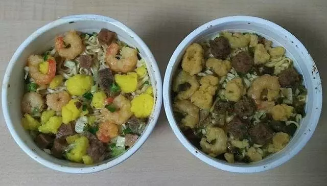 號稱能保存10年的日清杯麵現在變成什麼模樣?