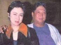 與洪金寶離婚後韓國前妻至今為他守身如玉,3兒1女個個都爭氣!