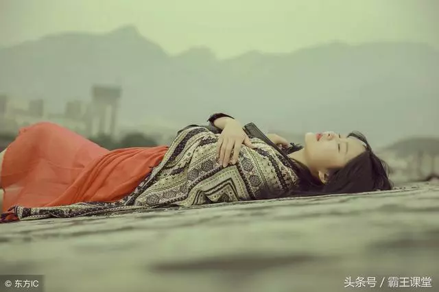 要想被人惹不起,就逼自己成為這三種人,否則沒人看得起你!