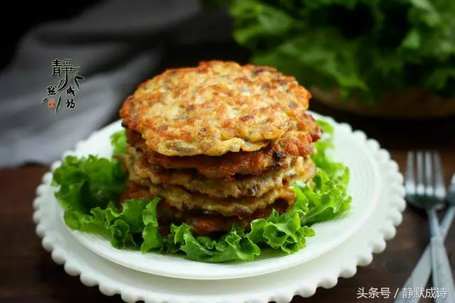 記得給孩子做這道美食,有肉有蛋有菜營養全,又香又嫩還多汁