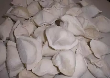 手工的餃子不要立刻放冰箱,教你一簡單絕招,放多久都不壞不粘連!