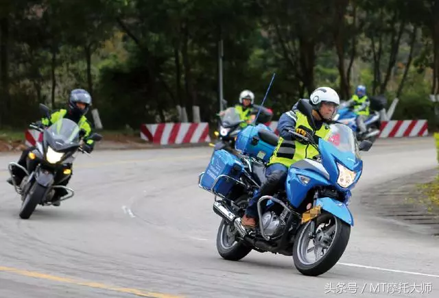 這款車被稱為摩旅神器,質量可靠,性能出眾,百公里油耗3.2升!