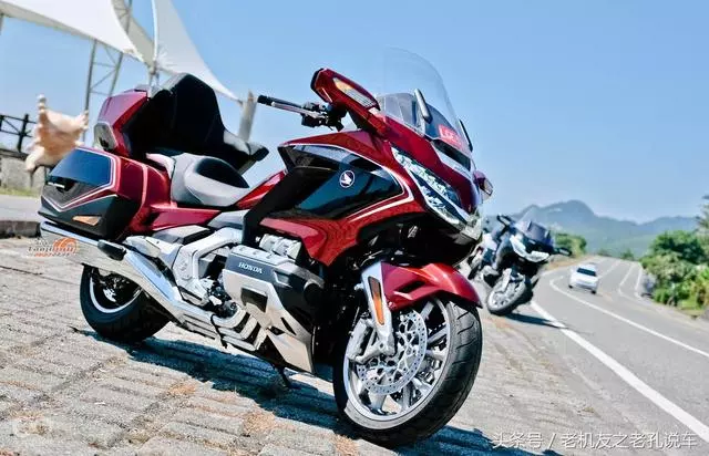 本田2019款金翼、非雙、CB1000R正式發布,換裝全新配色
