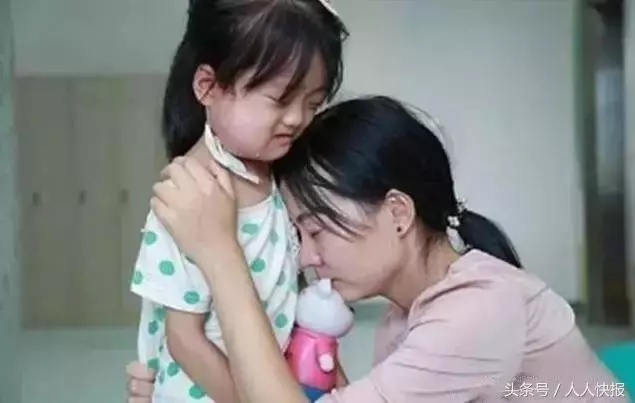 媳婦去世,我獨自坐火車去外地,上車聽到熟悉的聲音我傷心欲絕