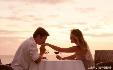 我們結婚沒有房子,小姑子出嫁婆婆送三十萬,五年後,我笑了