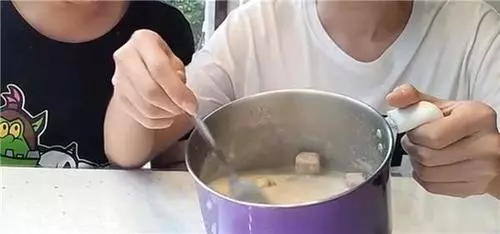 壓縮餅乾到底壓了多少東西?吃到胃裡會迅速膨脹嗎?