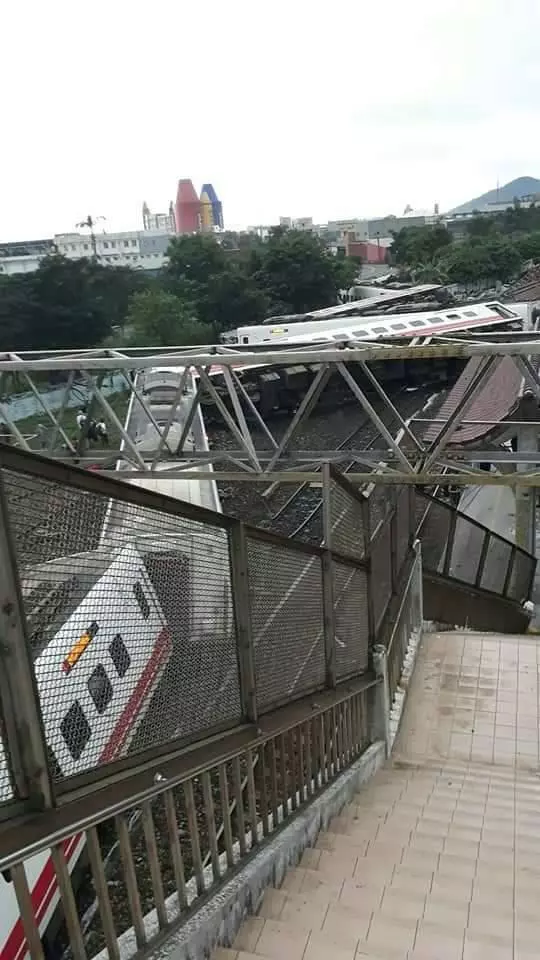 普悠瑪出軌18死160傷 1美籍傷者收治宜蘭聖母醫院