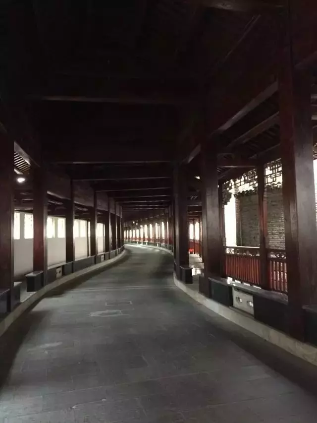 Famaosinmalaysia - 哪條走廊通往財富?測你近期財運如何