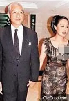 她敗光鐘鎮濤1.5億家產!還婚內紅杏出牆交往5個外國猛男...