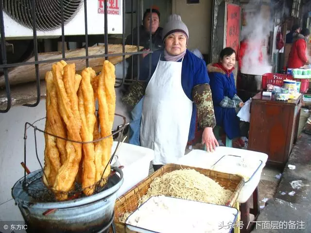 婆婆說只要我生個兒子就有驚喜 真沒想到 老公和我哭了