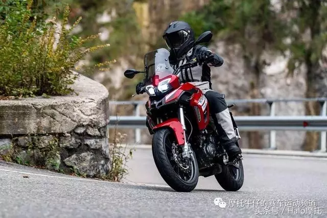 貝納利Benelli「巴厘島」發布「一新二老」三款車