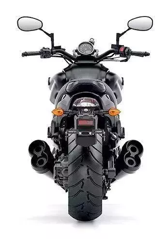 山葉美國上市新款亞光黑VMAX 1700