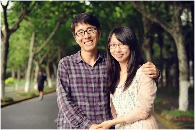 弟弟結婚我想給五萬,老婆說了三句話,嚇得我一分沒給!