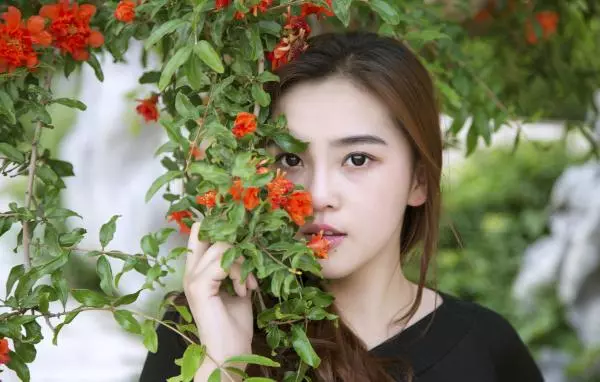 教你一個所有人都想學的攝影技能:拍照顯瘦