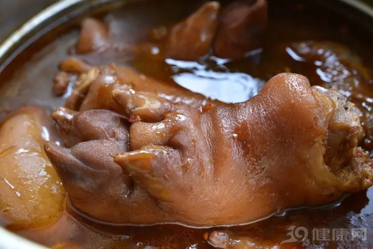 吃豬蹄、豬皮能防衰?這麼吃你只會變胖