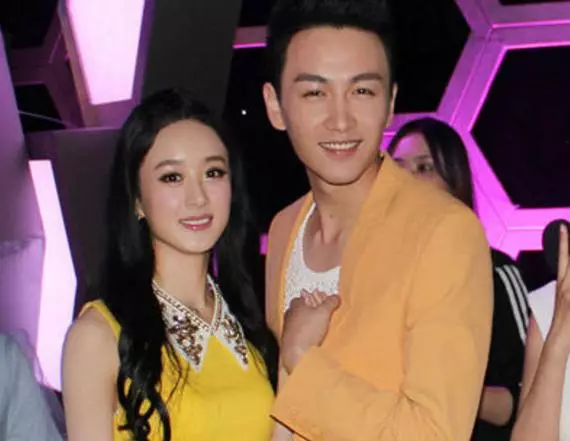 趙麗穎近照曝光,肚子大到瞞不住?網友:感謝陳曉不娶之恩!